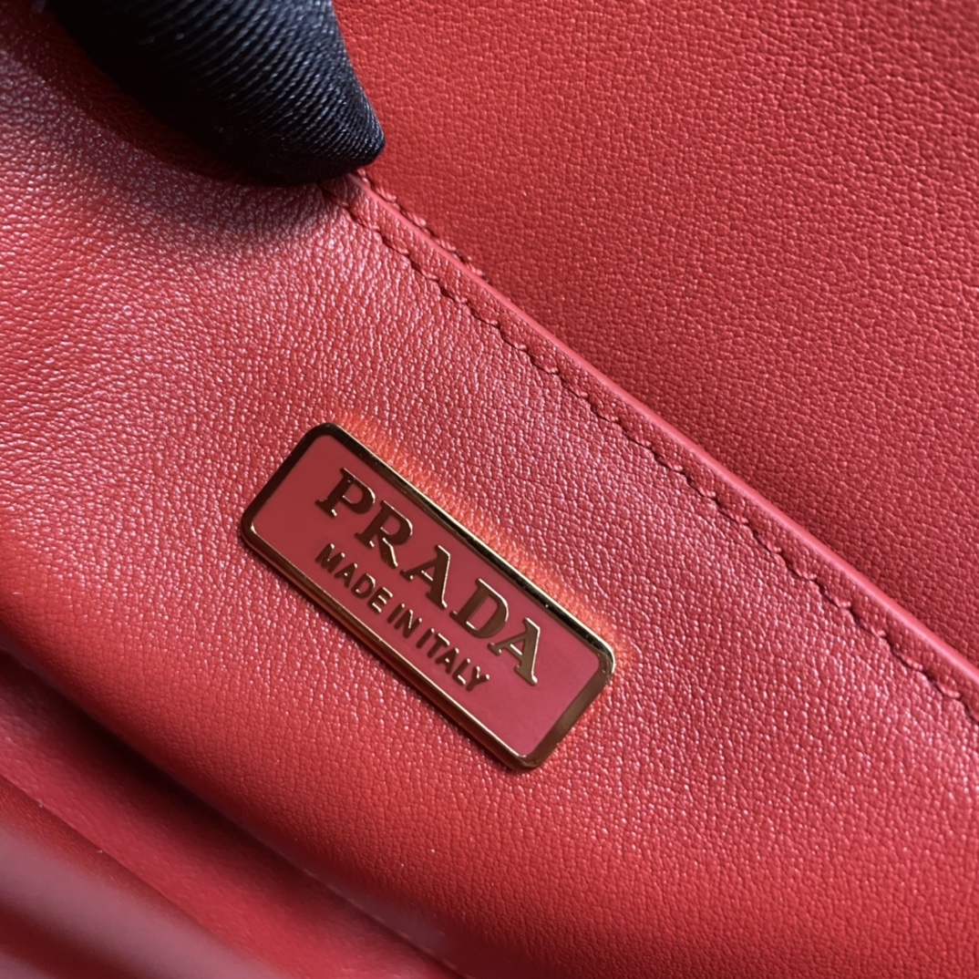 Prada Brushed Leather Shoulder Bag Handbag Red 1BD345